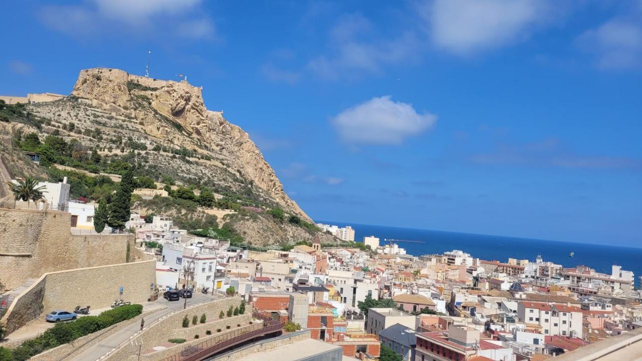 Corazon De Alicante Con Vistas Al Mar Y Al Castillo Экстерьер фото